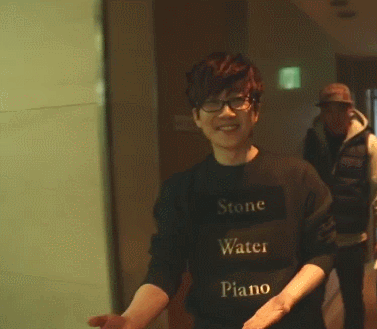 2009870605_557f2f59_2041951466_af11dc7d-1.gif