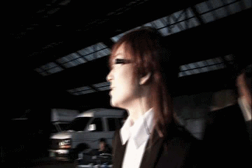 2009870605_905a4dd6_0B944FYAO4B8QZTRrTHpaNS05ZWM28129.gif