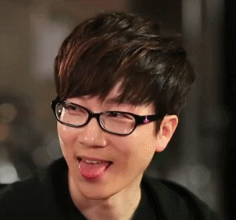 2009870605_8a3ba713_UdtZVvC.gif