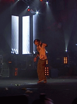 1129446686_b28865c6.gif