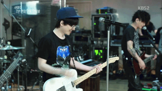 3 (2).gif