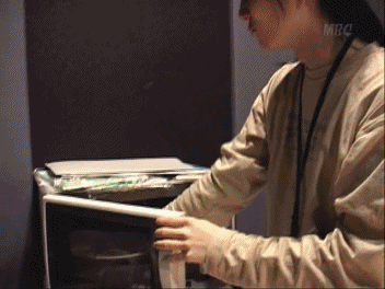 238484105_3356e720_Download_2014_12_23_01_18_44.gif