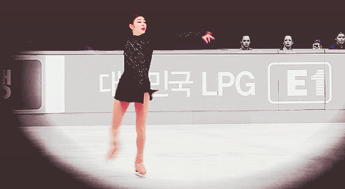 연아 (2).gif