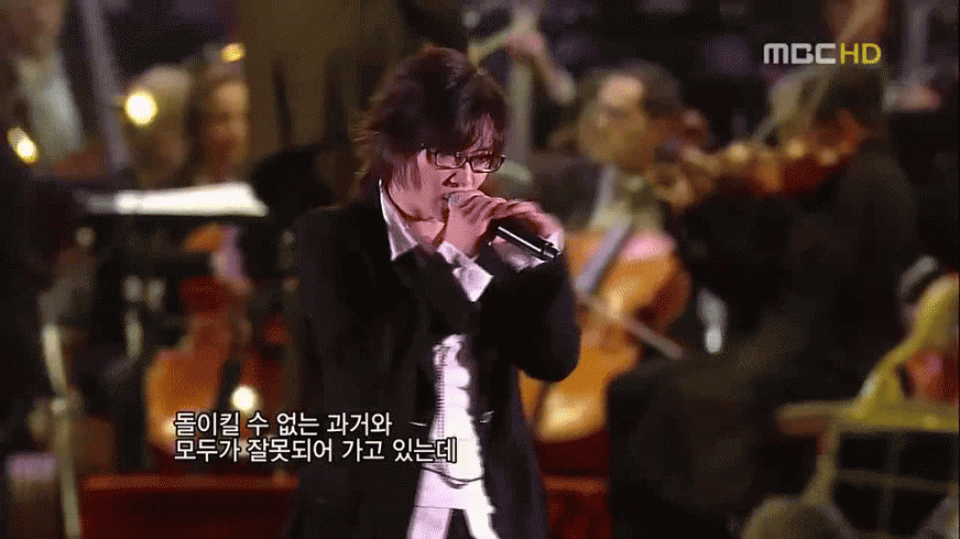 2011368540.gif