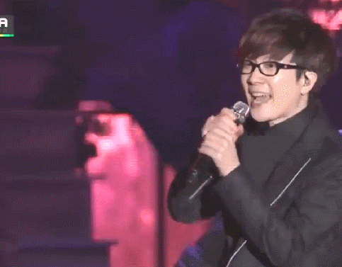 2041951466_a64efcf2 (1).gif