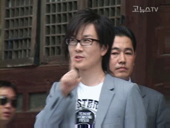 2009870605_b0978c26_2009870833_722e1289_988459648_bf0197fe.gif